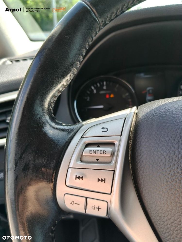 Nissan Qashqai - 10