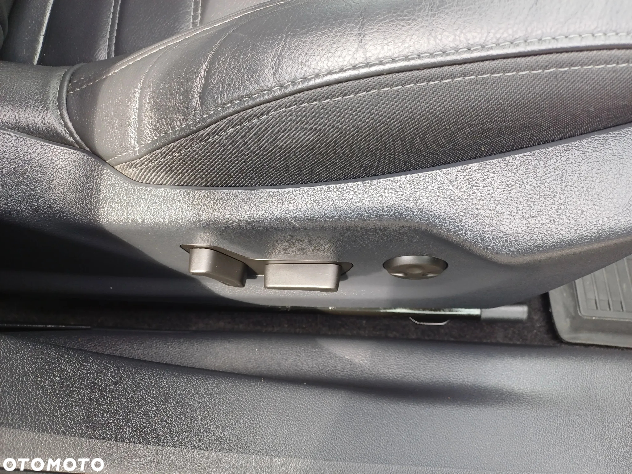 Peugeot 508 SW BlueHDi 120 EAT6 Stop&Start Allure - 11