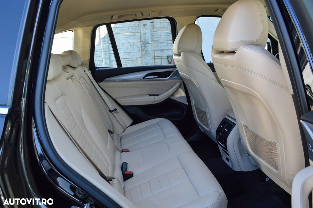 BMW X3 xDrive20i Aut. xLine - 34