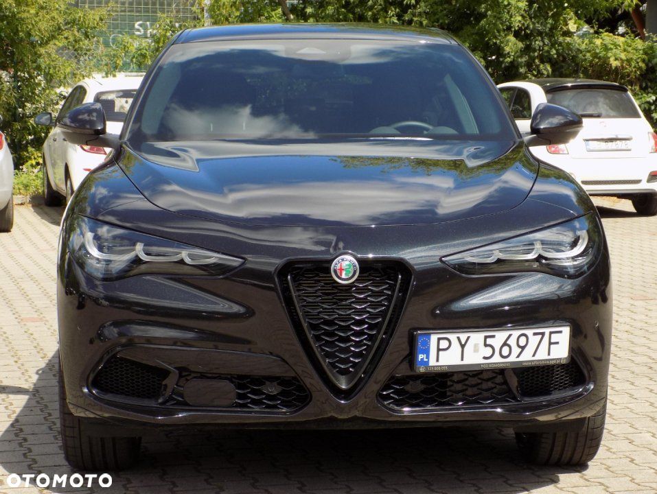 Alfa Romeo Stelvio - 7