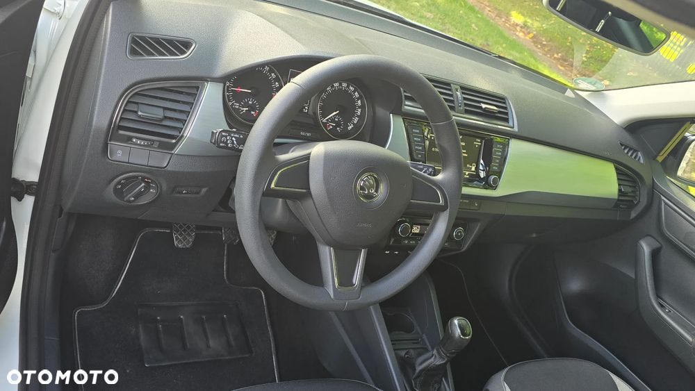 Skoda Fabia - 16