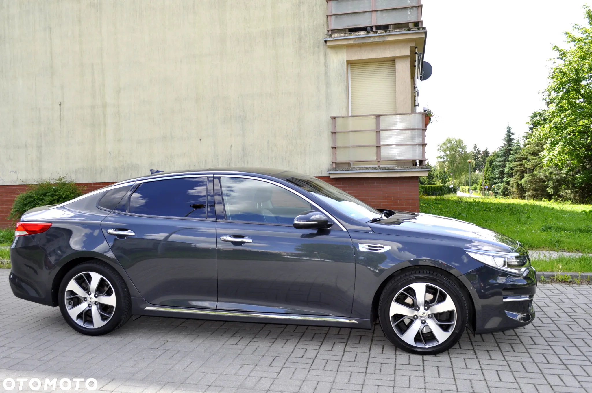 Kia Optima - 17
