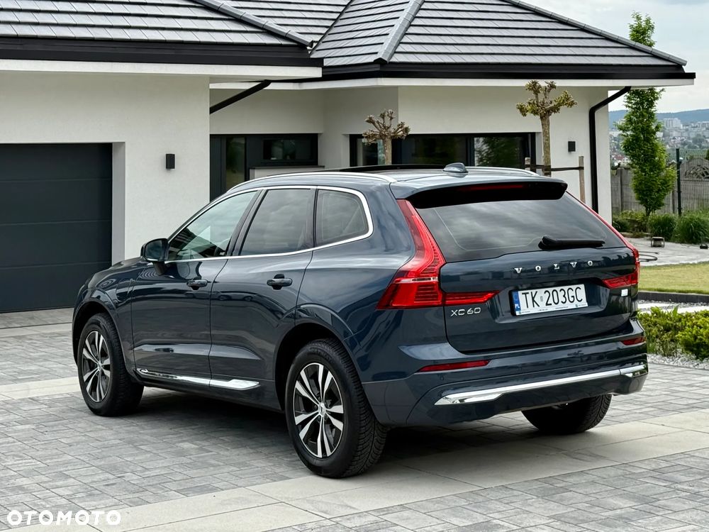Volvo XC 60 T6 Plug-In Hybrid AWD Inscription - 9