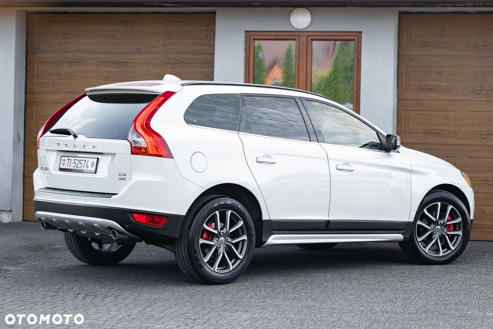 Volvo XC 60 D4 AWD Summum - 4