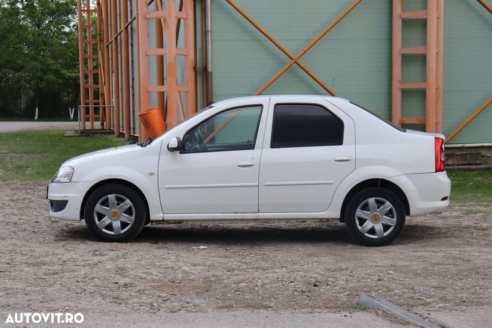 Dacia Logan 1.2 Laureate - 9