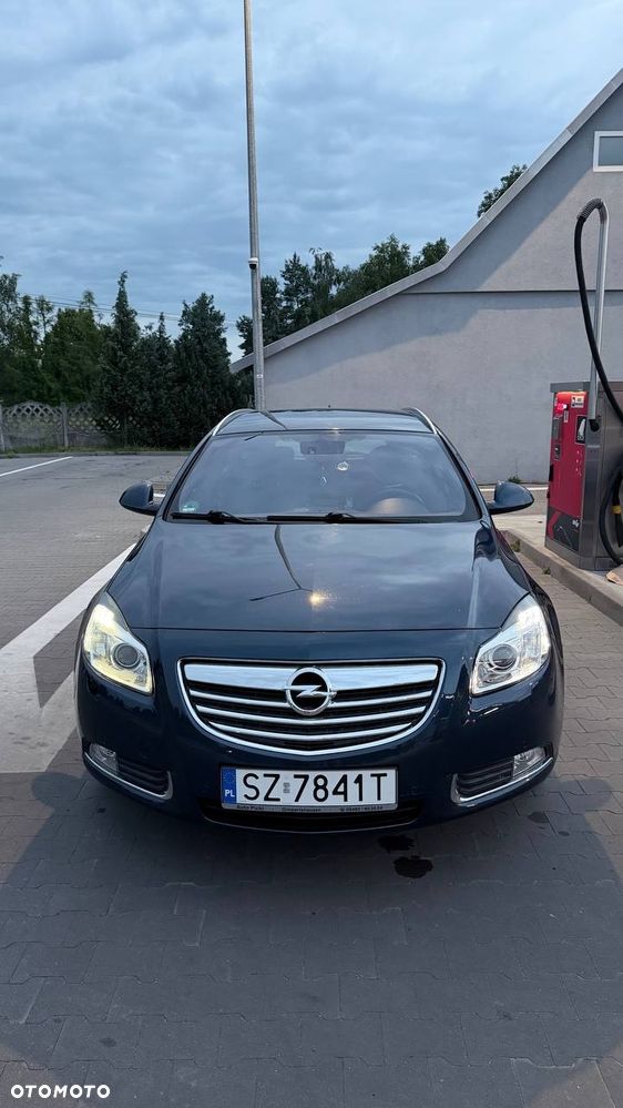 Opel Insignia - 1