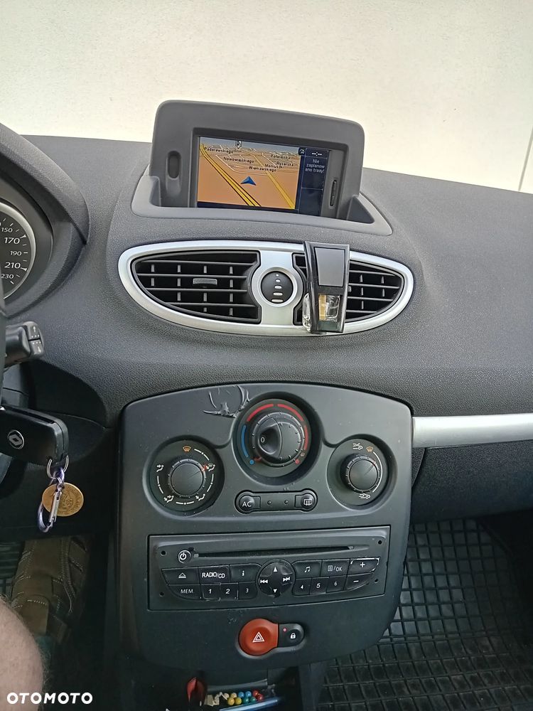 Renault Clio 1.5 dCi Alize - 5