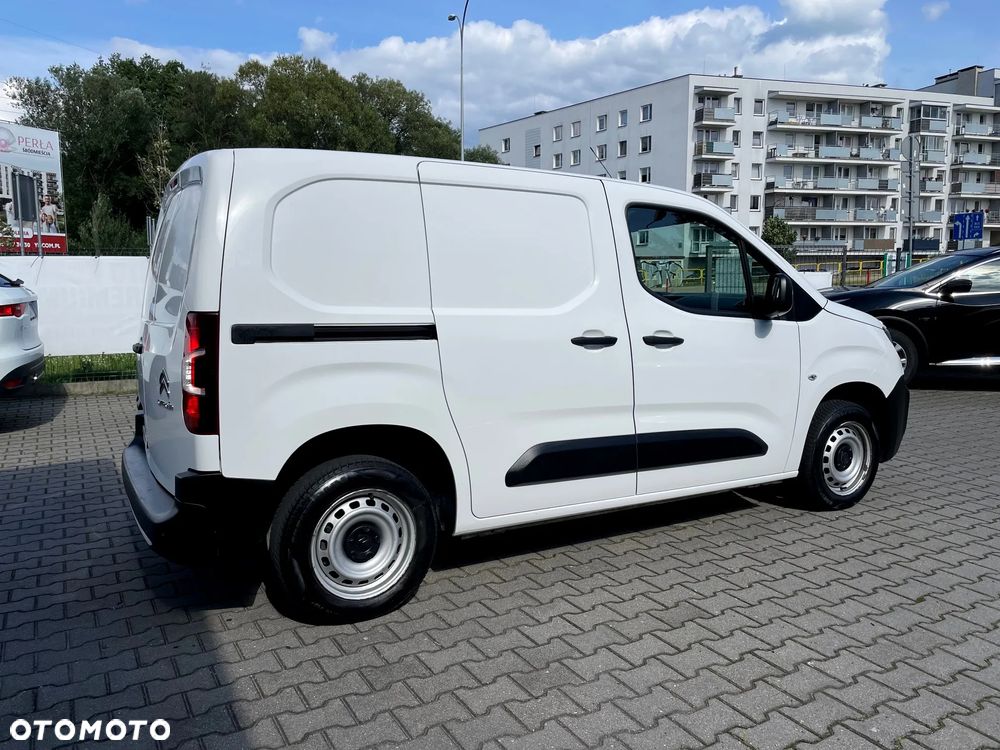 Citroën BERLINGO - 11