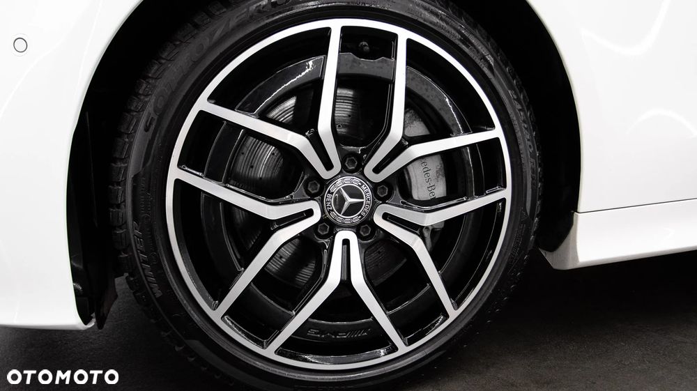 Mercedes-Benz Klasa E 220 d 4-Matic AMG - 12