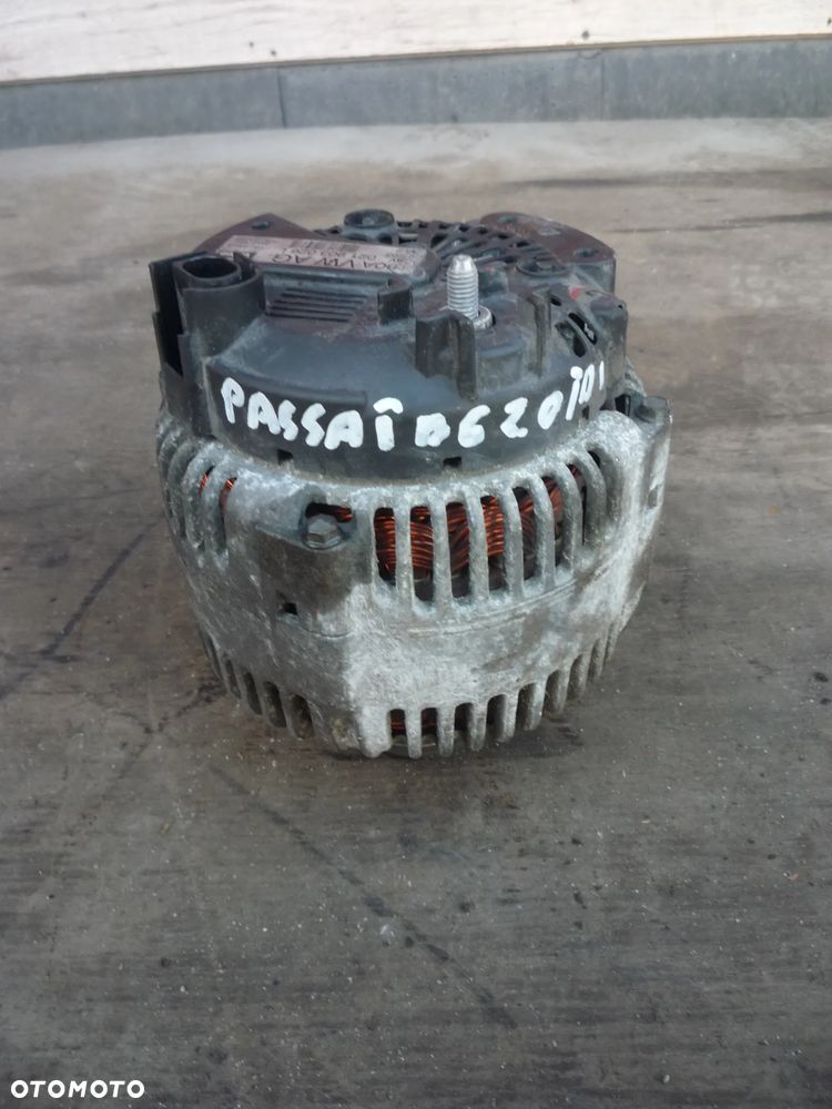 VW PASSAT B6 2.0 TDI ALTERNATOR - 1