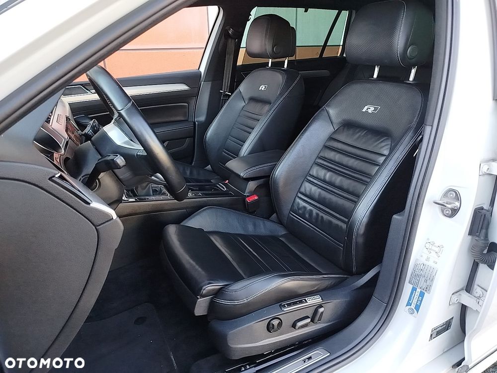 Volkswagen Passat - 9
