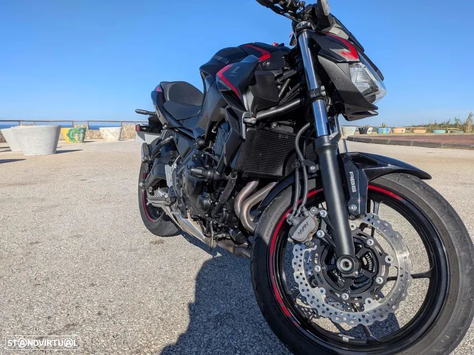 Kawasaki Z 650 (Limitada A2) - 2