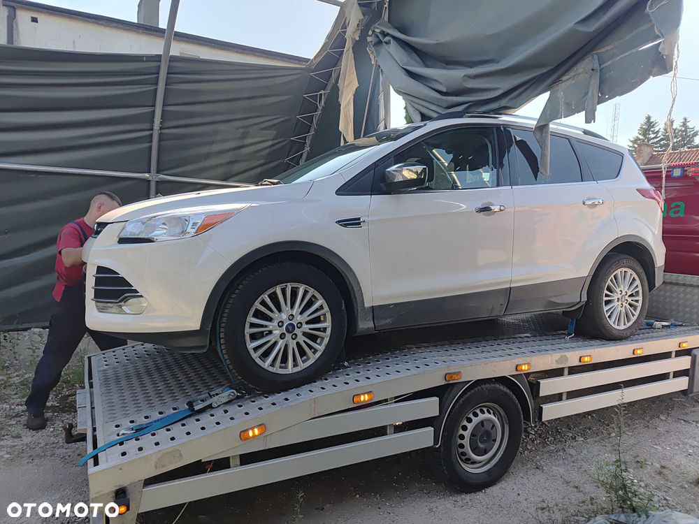 Ford Kuga - 2