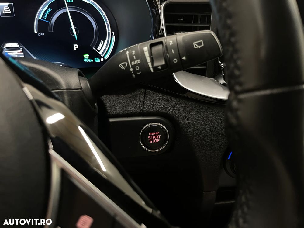 Kia Ceed 1.6 GDI DCT OPF Platinum - 28