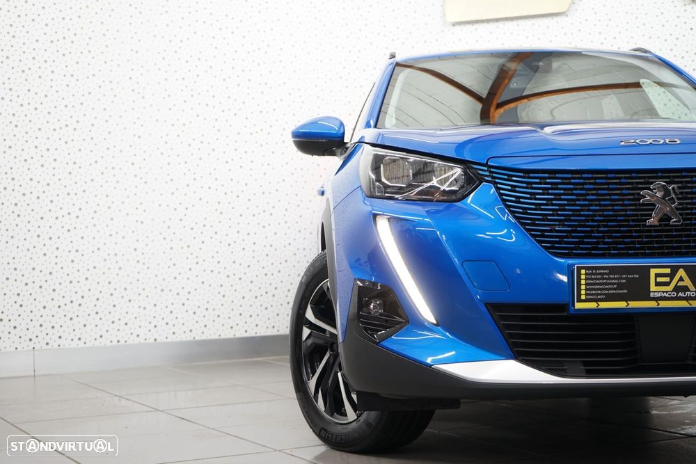 Peugeot e-2008 50 kWh Allure - 6