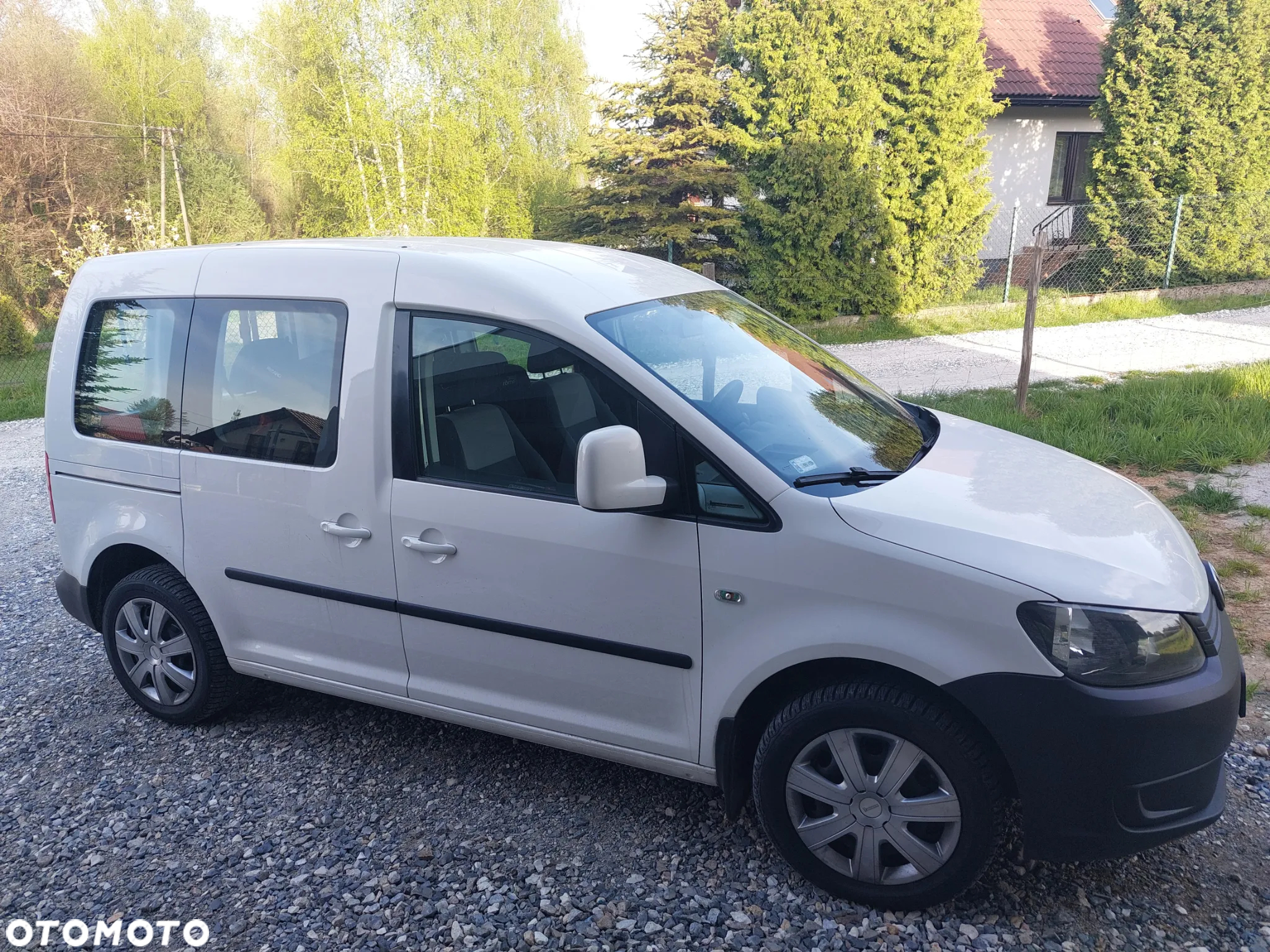 Volkswagen Caddy 2.0 TDI Comfortline - 4