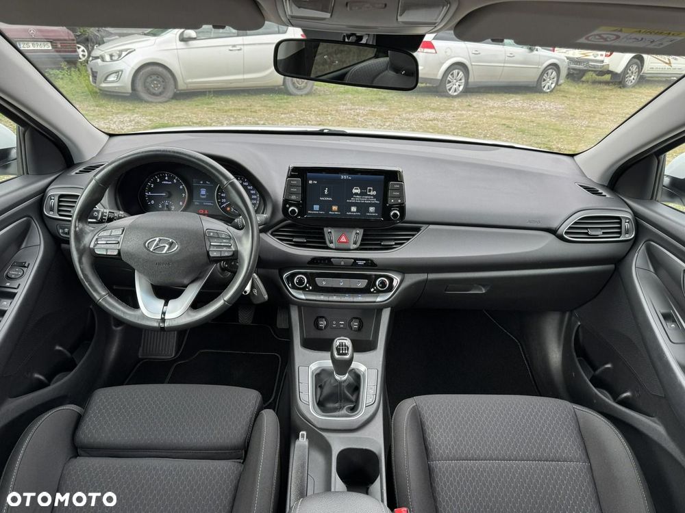Hyundai i30 - 24