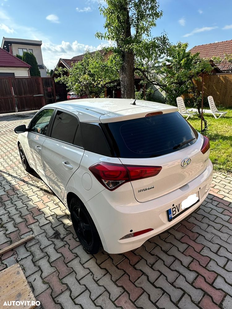 Hyundai i20 1.1 CRDi M/T Confort - 5