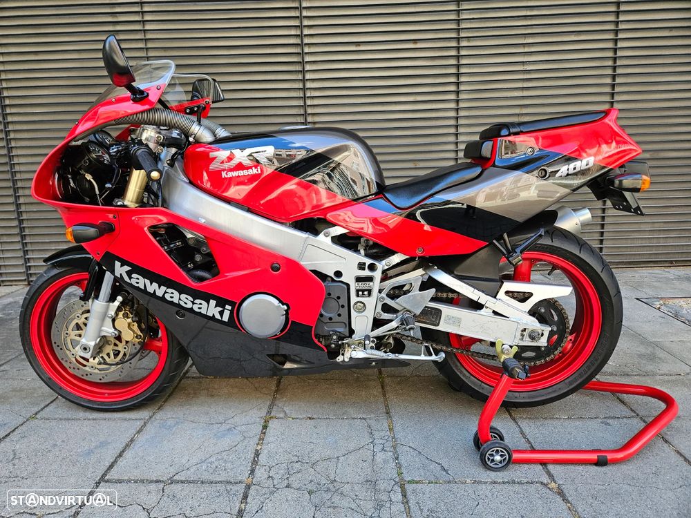 Kawasaki ZXR 400 - 15