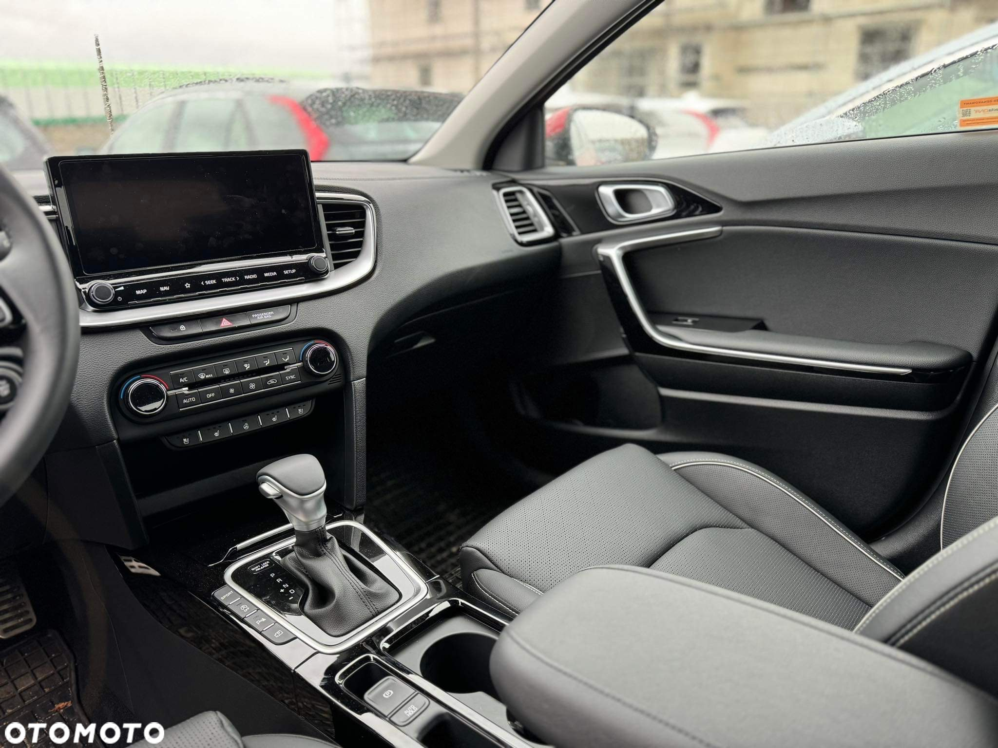 Kia XCeed 1.5 T-GDI Business Line DCT - 10