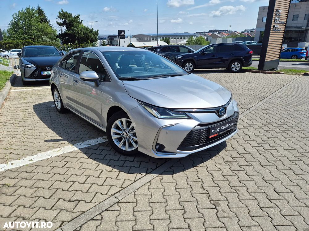 Toyota Corolla 1.8 HSD Business - 4