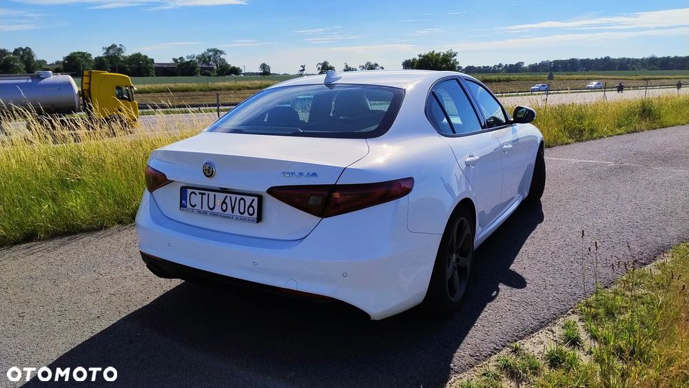 Alfa Romeo Giulia 2.0 Turbo Super - 6