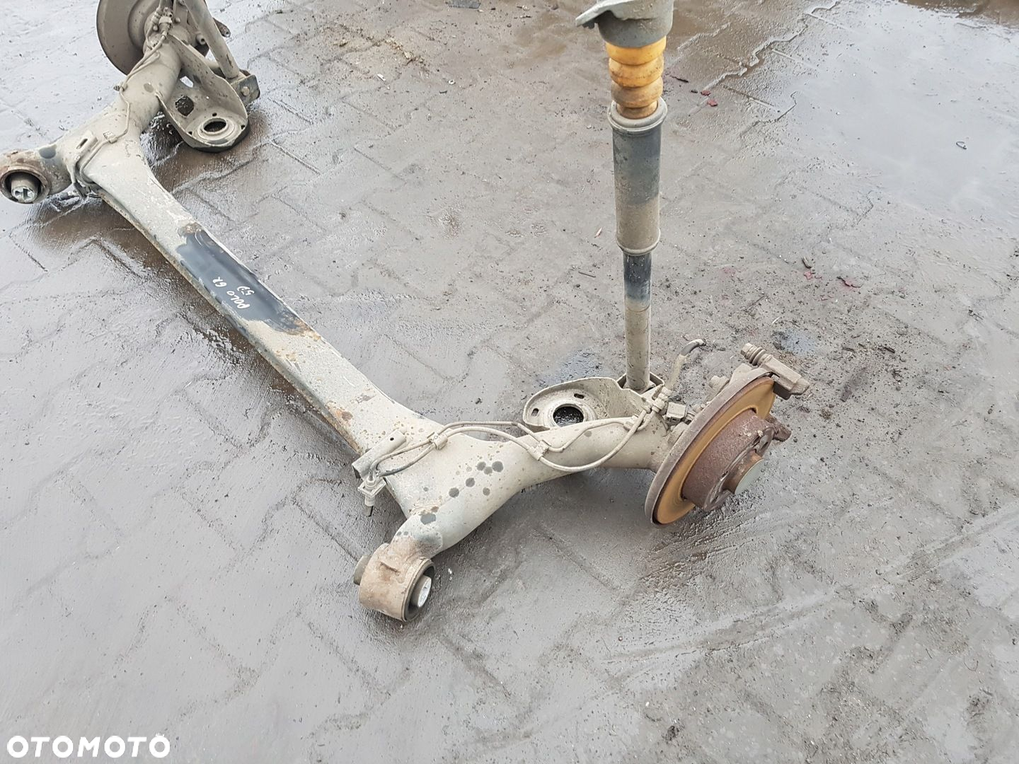 VW POLO 6R 09-14r BELKA ZAWIESZENIA TYŁ TYLNA - 4