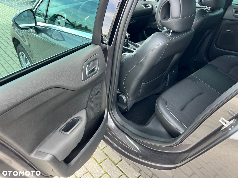 Citroën DS4 e-HDi 115 SoChic - 18