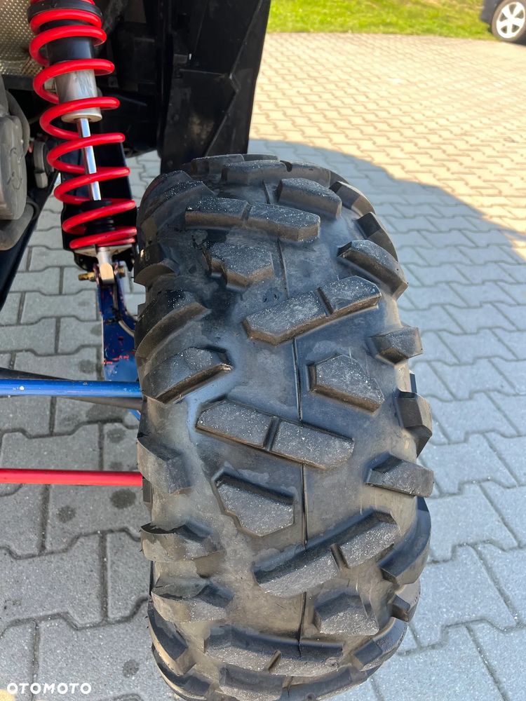 Polaris RZR - 6