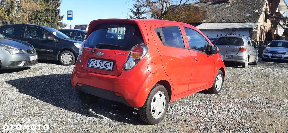 Chevrolet Spark - 10