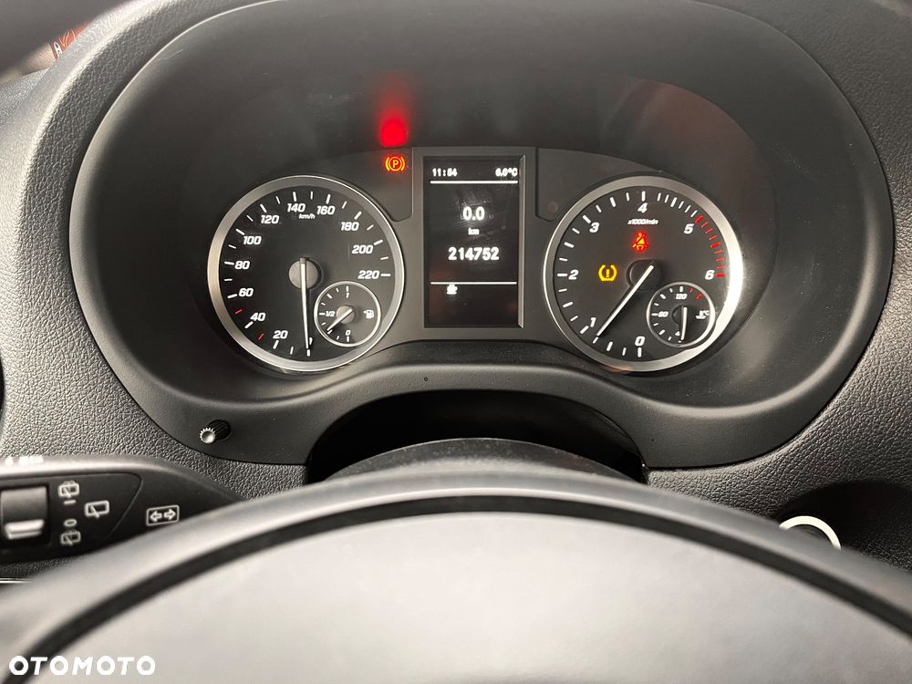 Mercedes-Benz Vito - 11