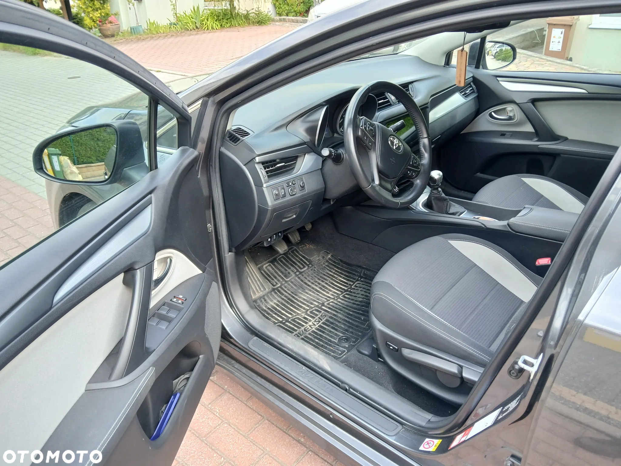 Toyota Avensis 2.0 D-4D Prestige - 7