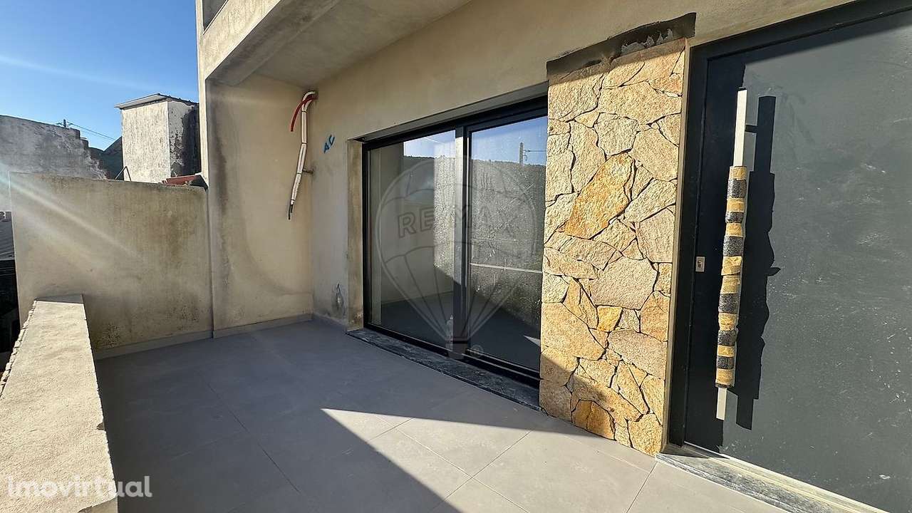 Moradia T2 para venda - Grande imagem: 4/36