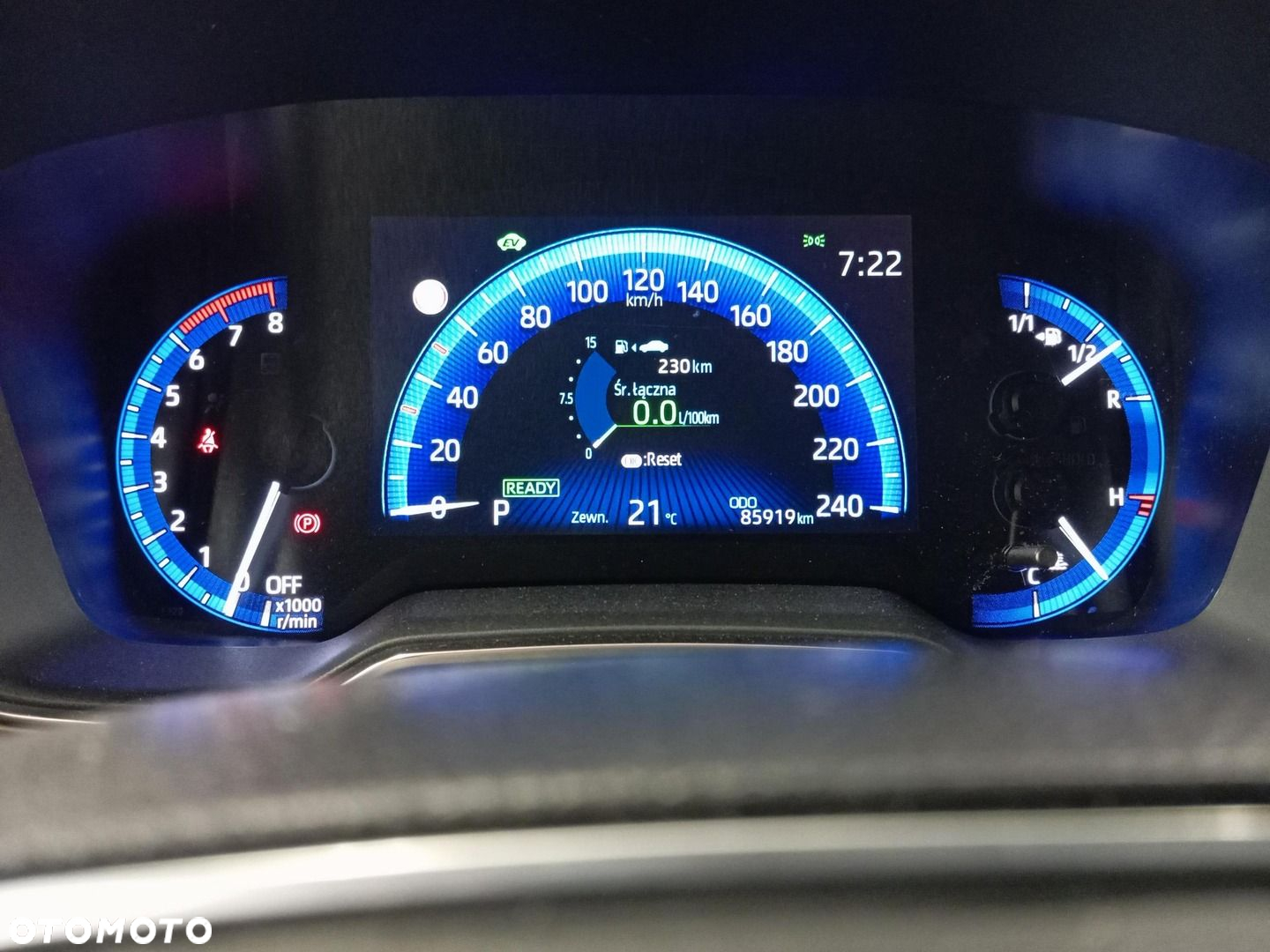 Toyota Corolla - 16