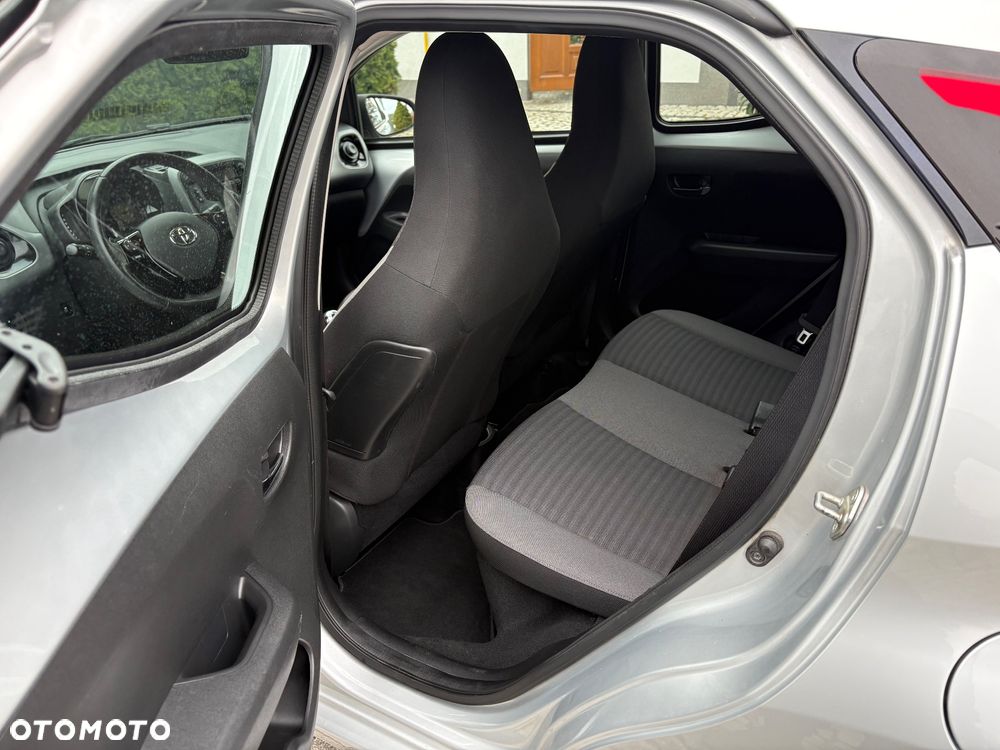 Toyota Aygo - 10