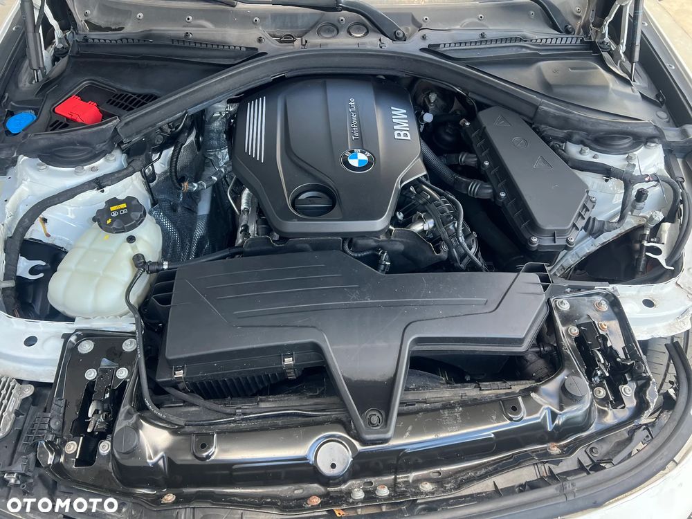 BMW Seria 3 320d xDrive M Sport - 20