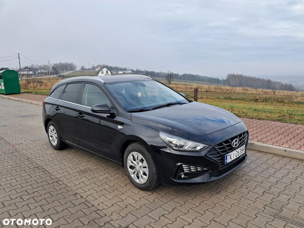Hyundai i30 1.5 DPI Classic + - 3