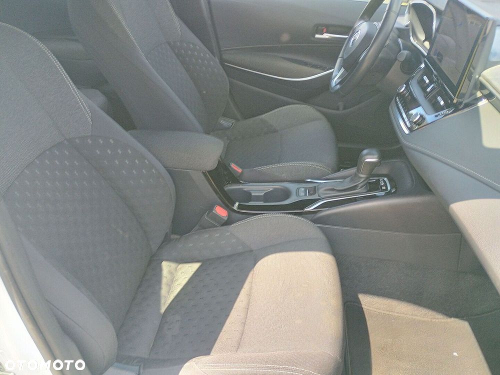 Toyota Corolla 1.8 Hybrid Comfort - 11