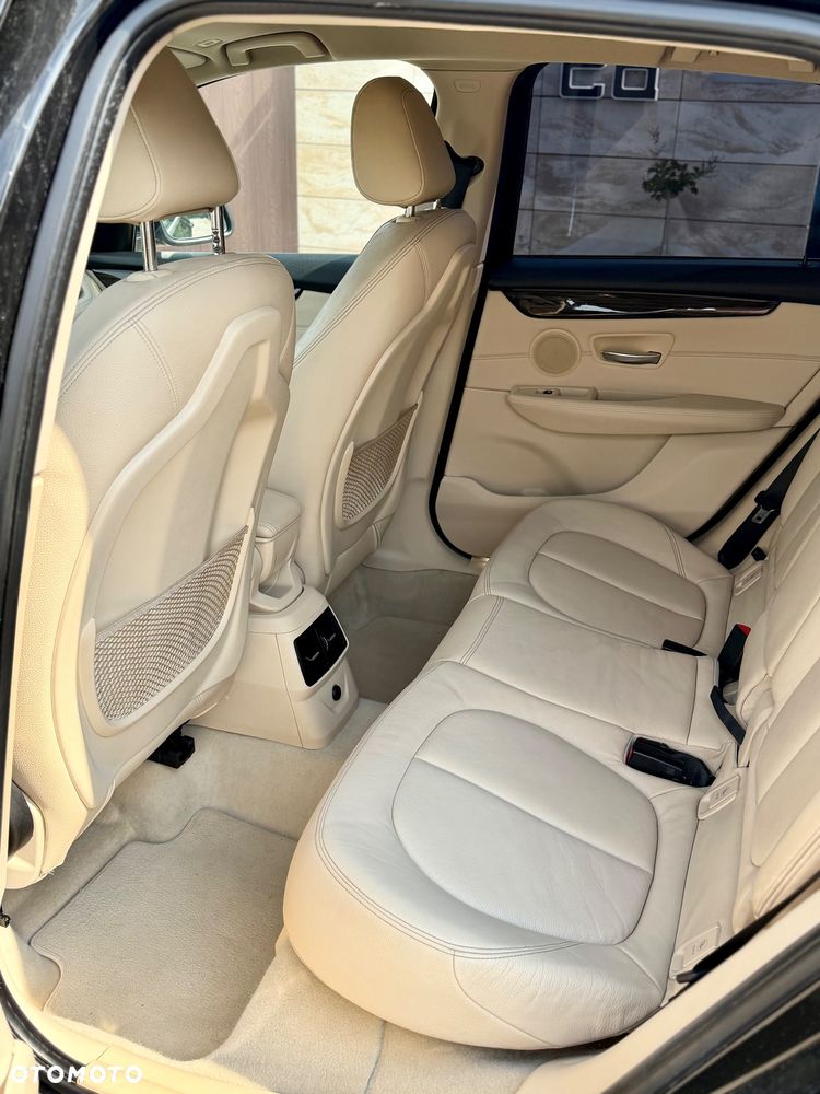 BMW Seria 2 218d Luxury Line - 7