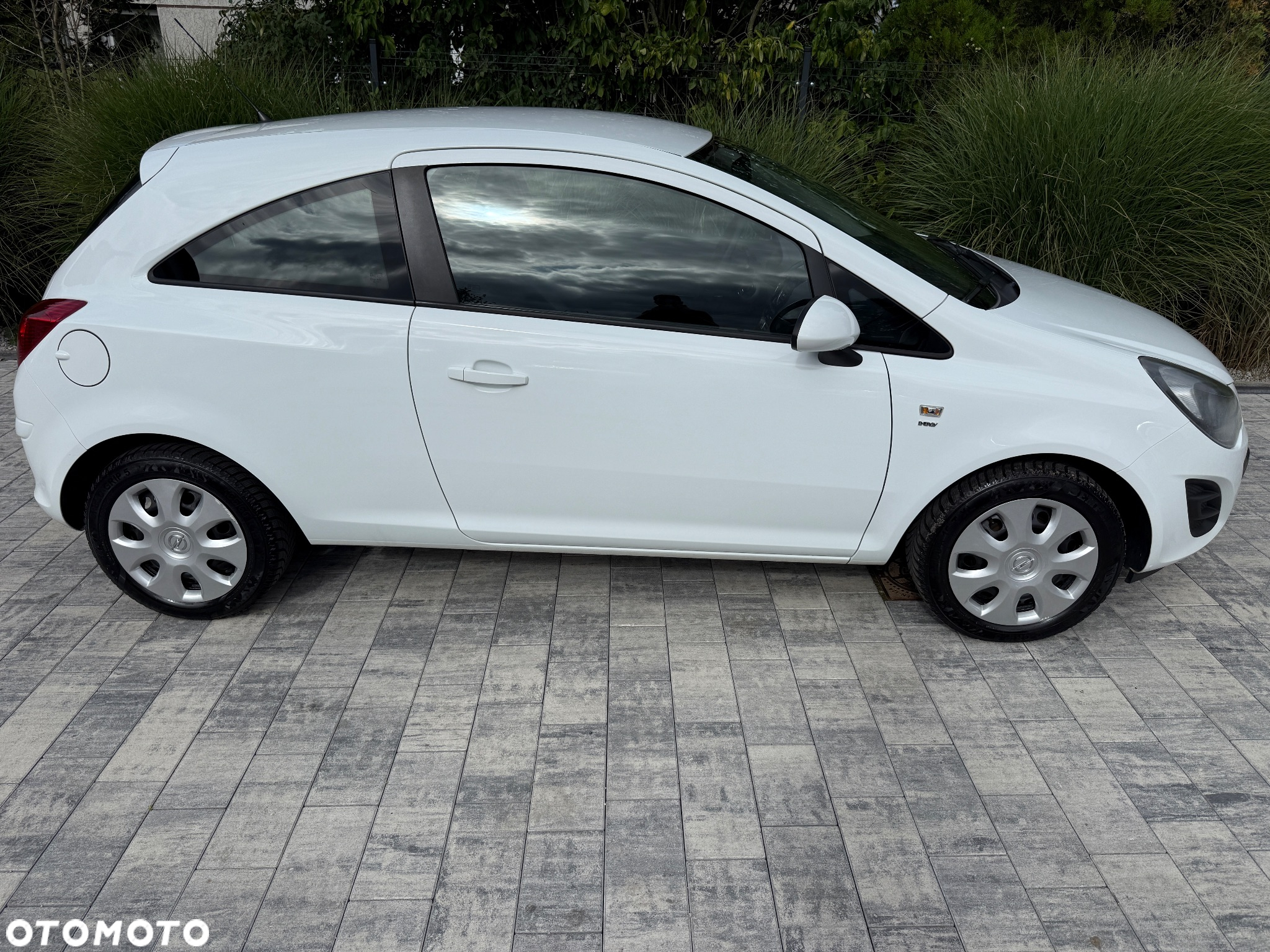 Opel Corsa 1.4 Cosmo - 35