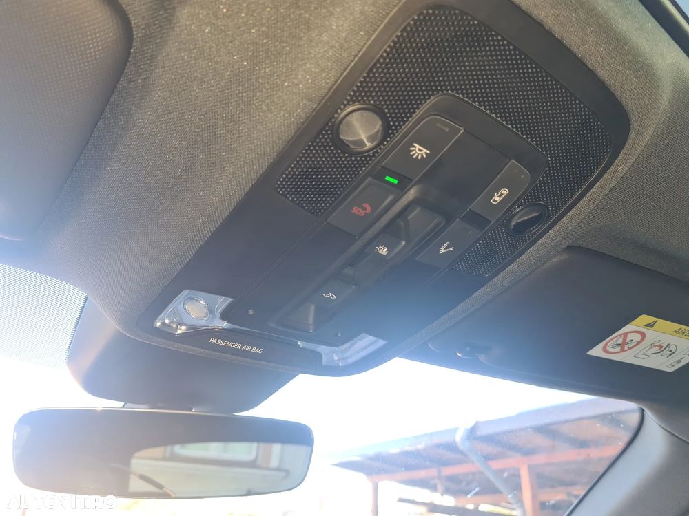 Audi Q3 2.0 35 TDI quattro Advanced - 8