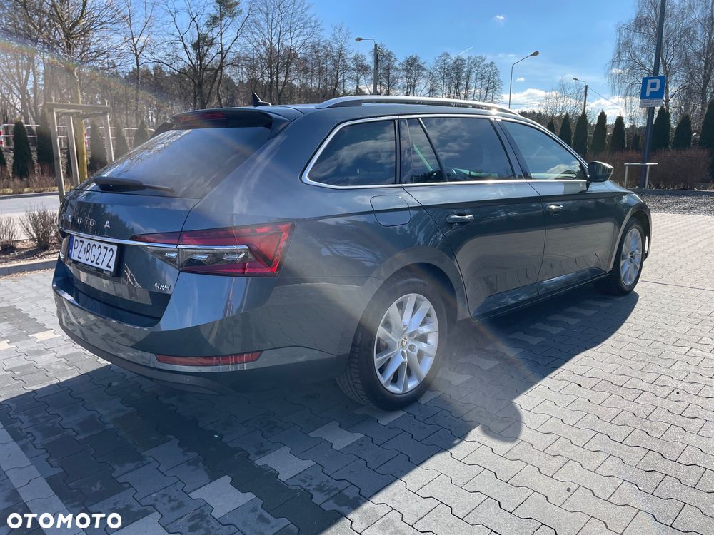 Skoda Superb 2.0 TDI SCR 4x4 Style DSG - 8