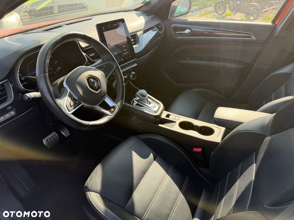 Renault Arkana E-TECH 145 R.S.LINE - 2