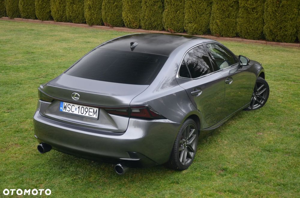 Lexus IS 250 F Sport - 11