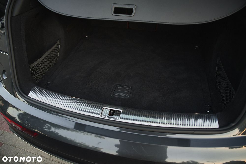 Hyundai i40 Kombi 1.7 CRDi Premium - 29