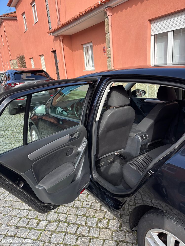 VW Golf 1.6 TDi Edition - 10
