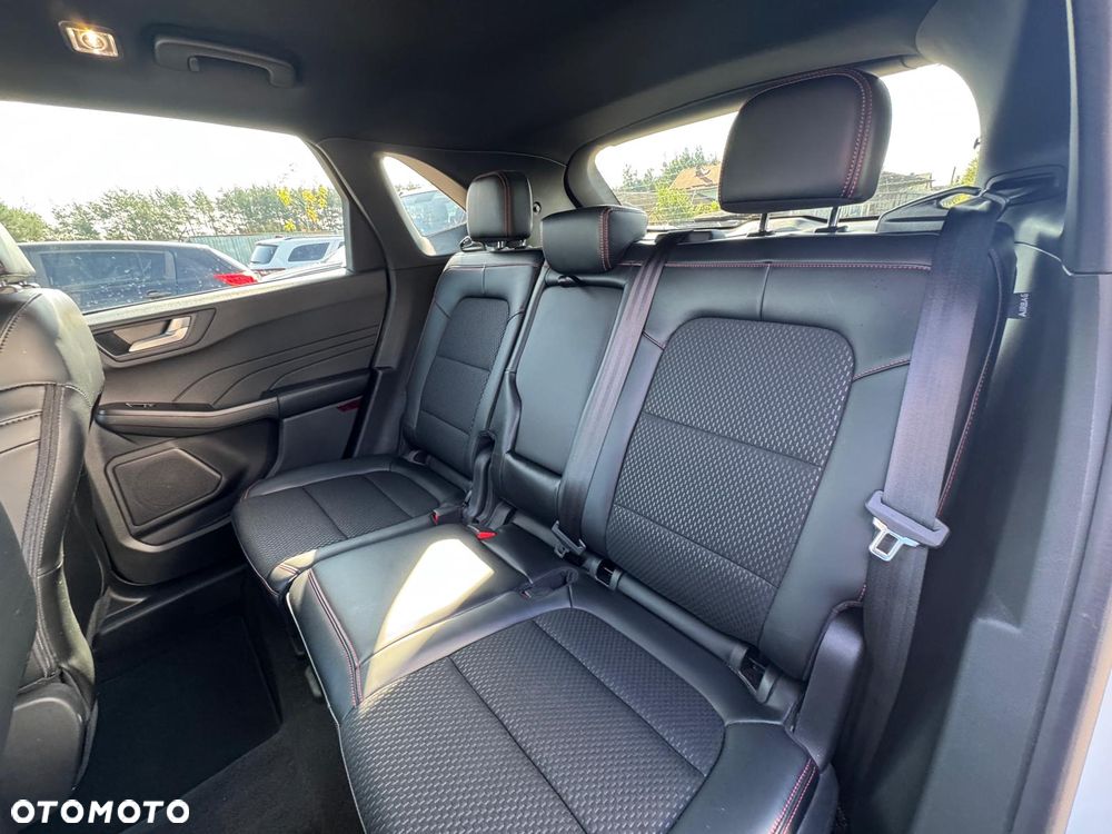 Ford Kuga 1.5 EcoBoost 4x4 ST-Line - 25