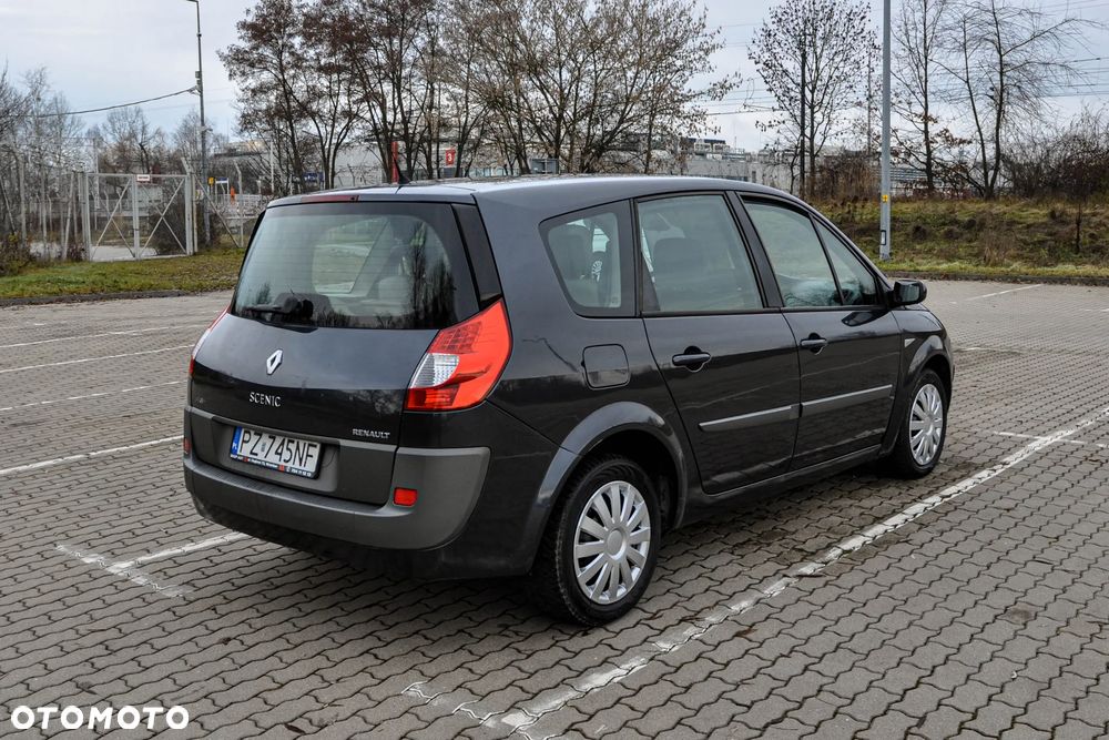 Renault Scenic 1.9 dCi FAP Conquest - 4