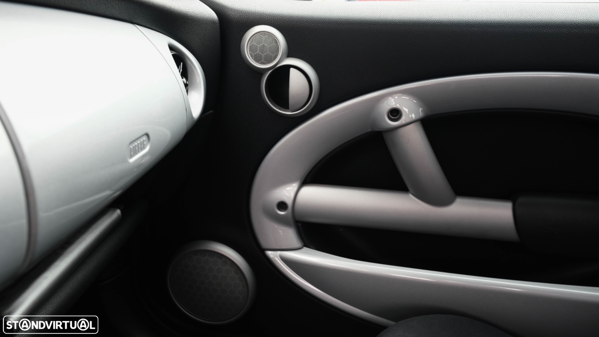 MINI 3 Portas One 1.6 - 18