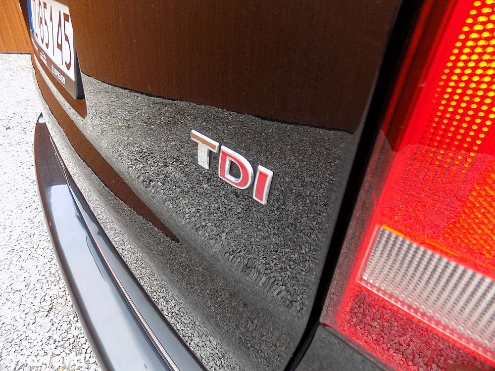 Volkswagen Multivan - 37